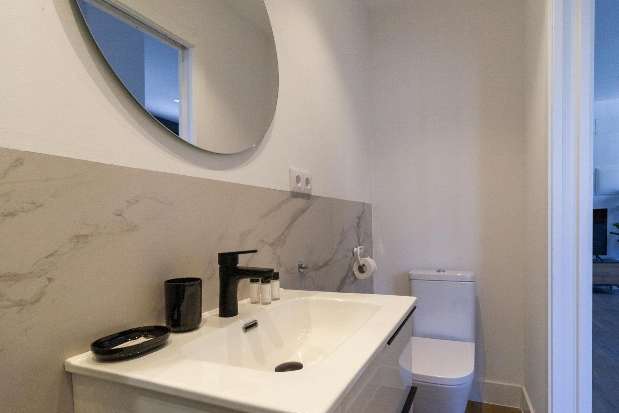 Appartamento Simancas By Sharingco Madrid Esterno foto